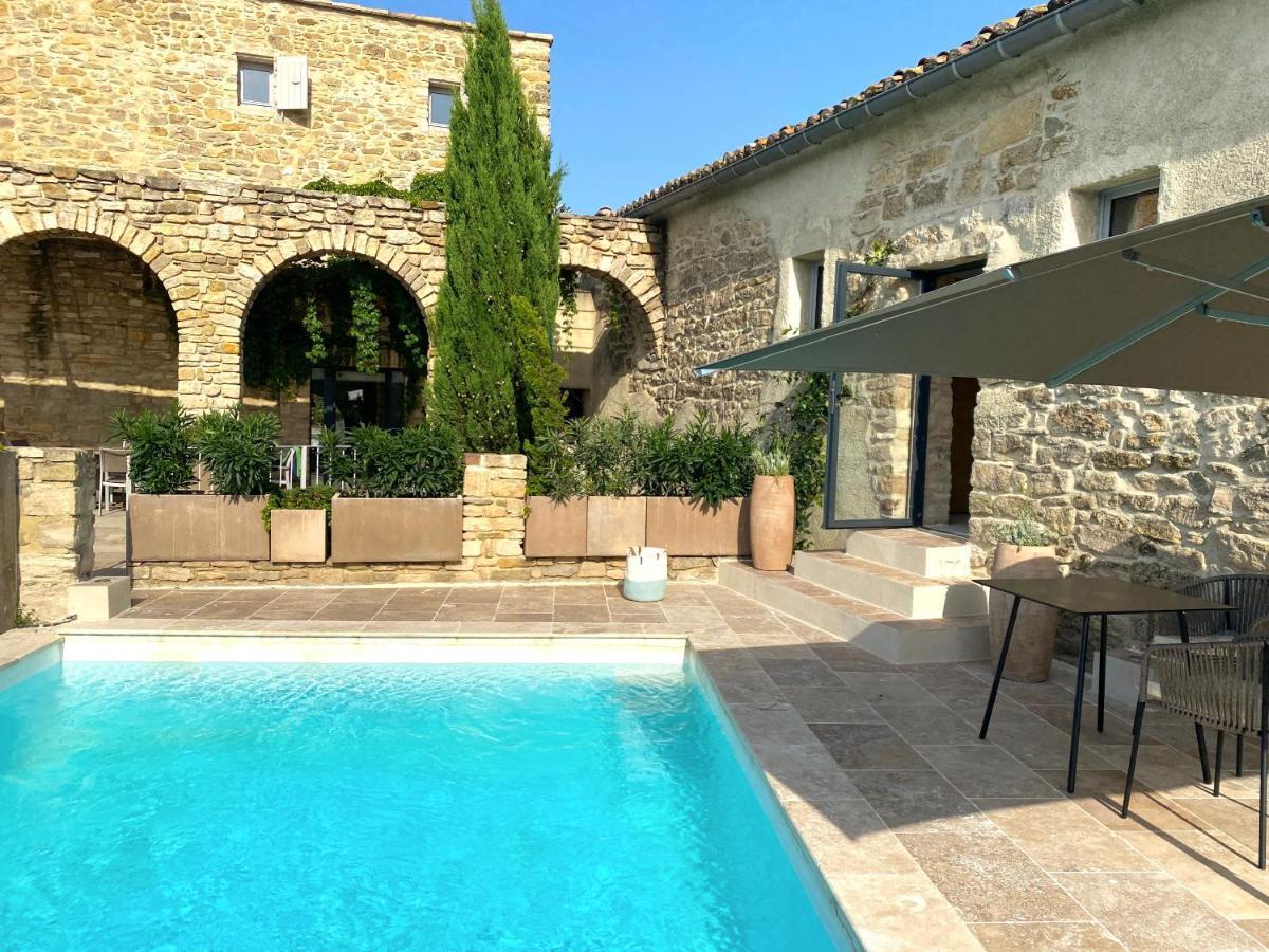 La Maison Des Vendangeurs - Table D'Hotes Le Soir Du Jeudi Au Dimanche- Jacuzzi - Balneo Spa - Acces Piscine Pour Toutes Les Chambres Sauf Studio Coquet- Piscine De Mai A Mi-Octobre Martignargues Eksteriør billede