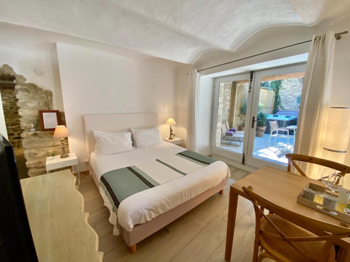 La Maison Des Vendangeurs - Table D'Hotes Le Soir Du Jeudi Au Dimanche- Jacuzzi - Balneo Spa - Acces Piscine Pour Toutes Les Chambres Sauf Studio Coquet- Piscine De Mai A Mi-Octobre Martignargues Eksteriør billede
