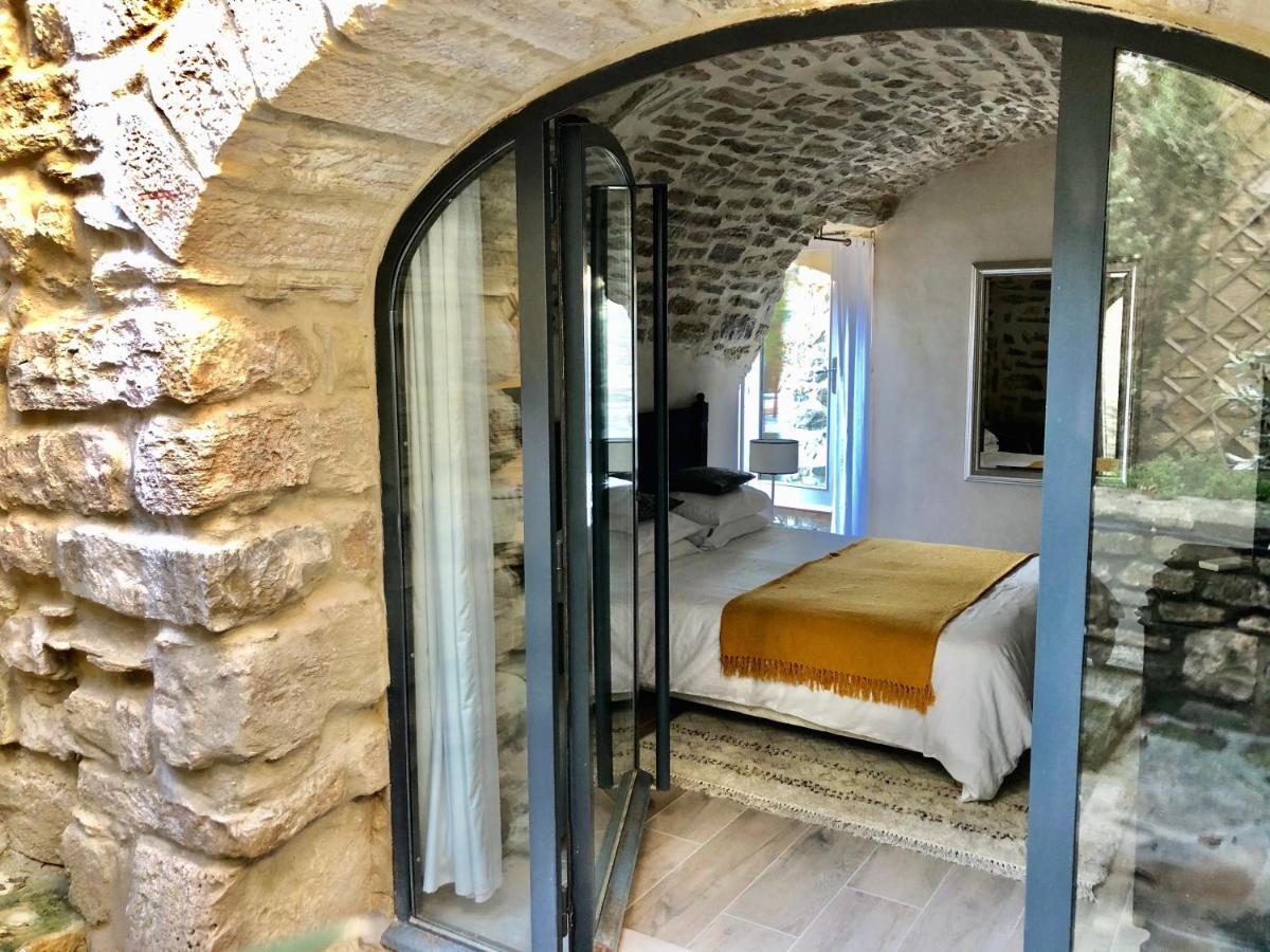La Maison Des Vendangeurs - Table D'Hotes Le Soir Du Jeudi Au Dimanche- Jacuzzi - Balneo Spa - Acces Piscine Pour Toutes Les Chambres Sauf Studio Coquet- Piscine De Mai A Mi-Octobre Martignargues Eksteriør billede